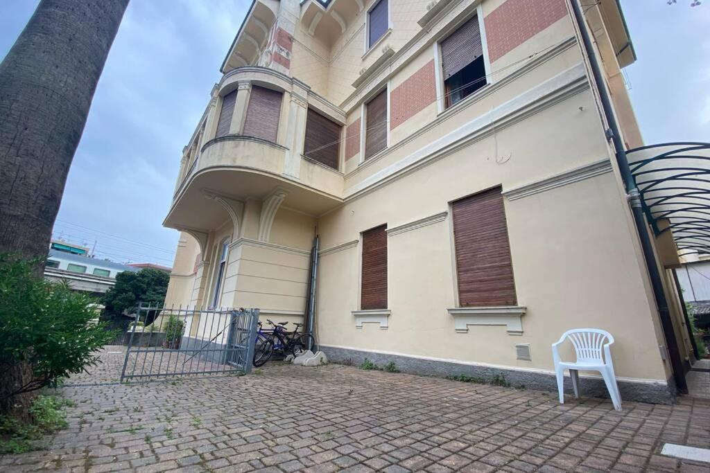 Villa Amalia 菲纳莱利古雷 外观 照片